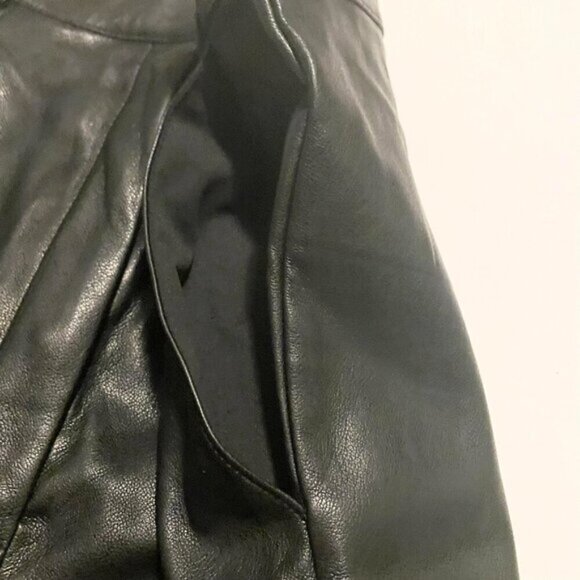 Dynamite Faux Leather Jet Black Shorts Womens Size Small - Picture 11 of 16